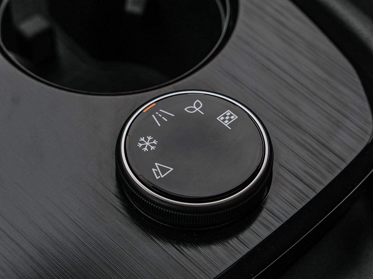 2024 Nissan Rogue SV MOONROOF Photo