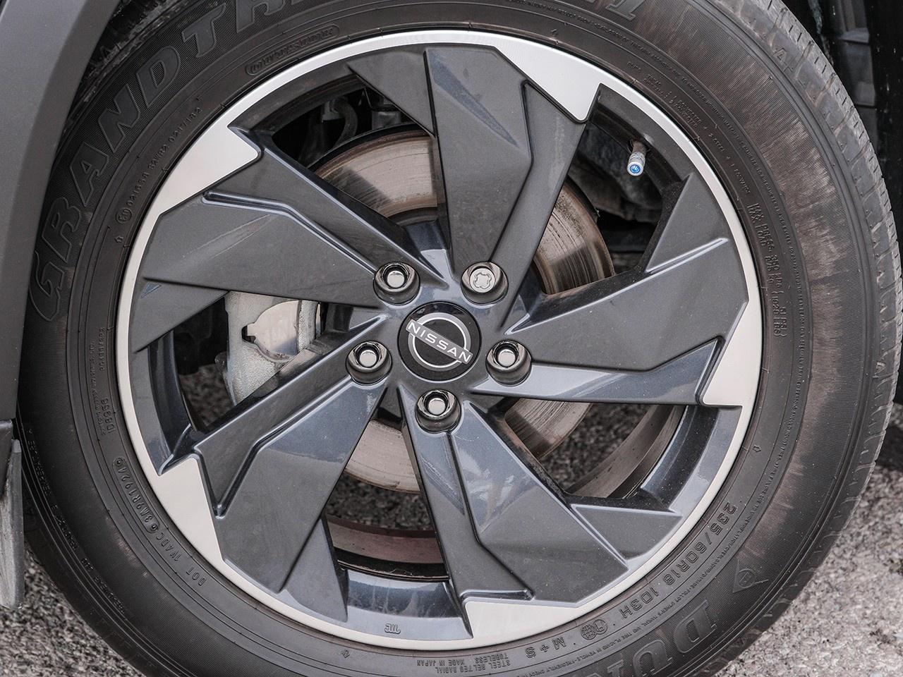 2024 Nissan Rogue SV MOONROOF Photo