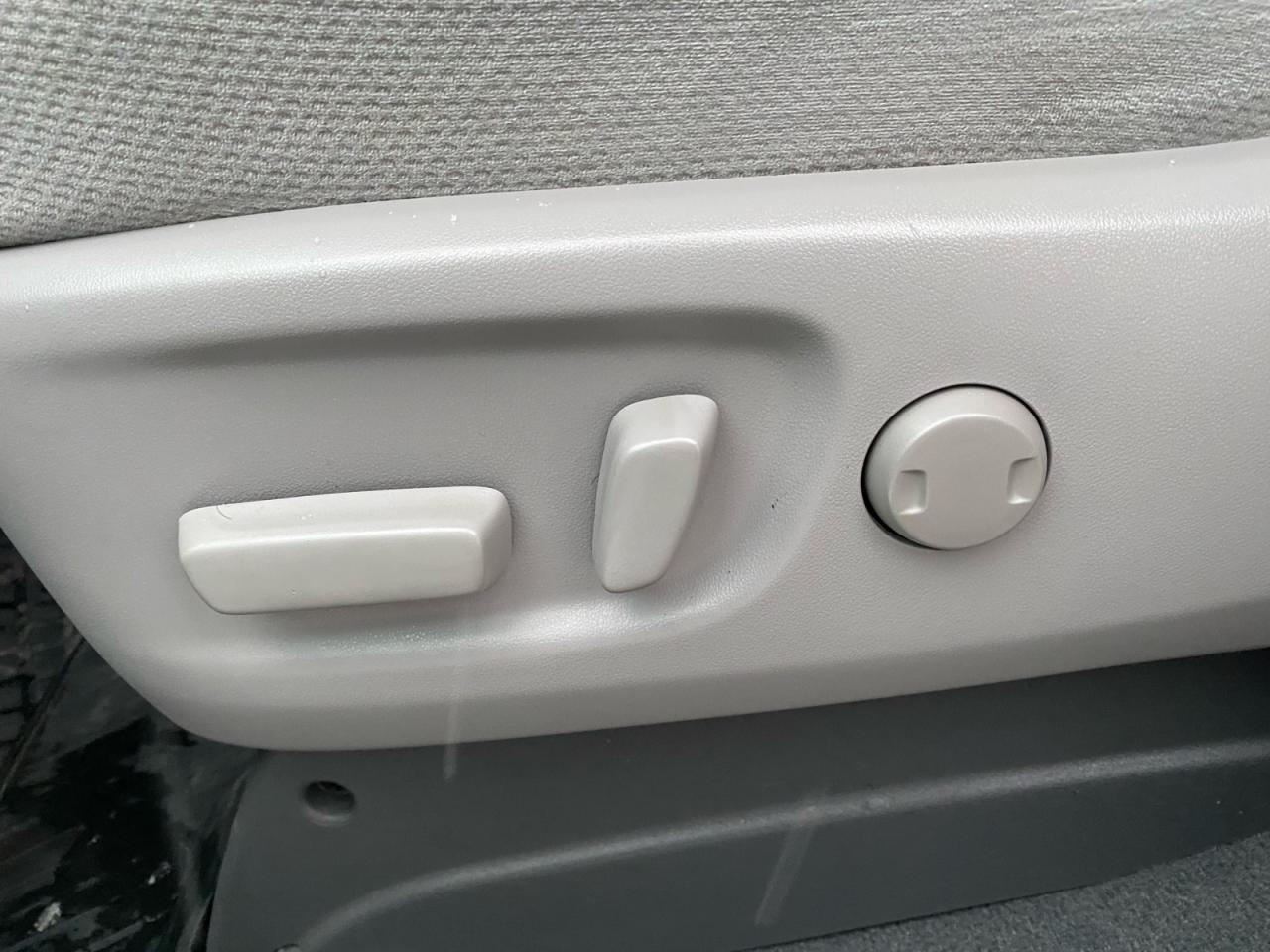 2020 Toyota Sienna LE 8-Passenger Photo