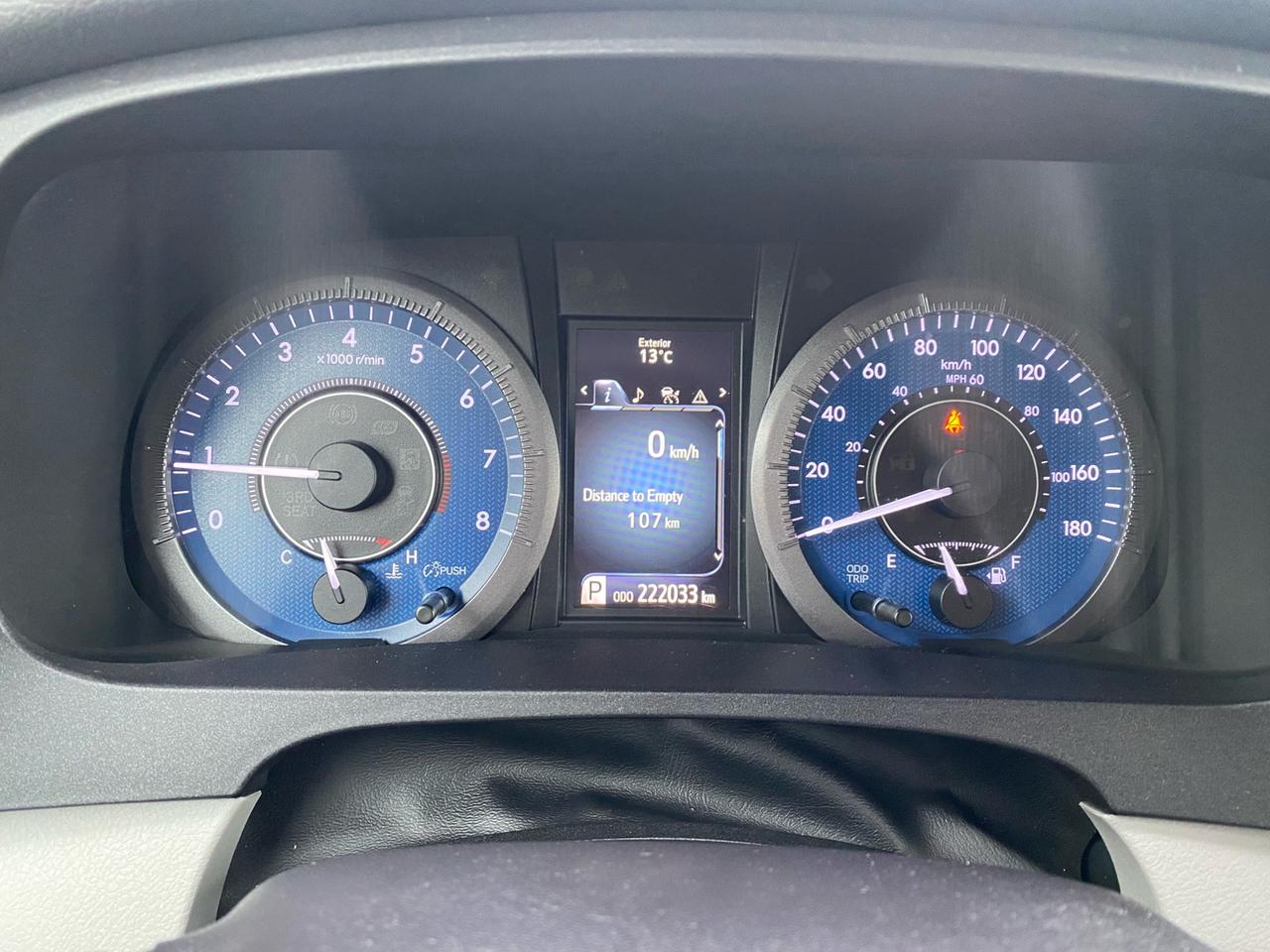2020 Toyota Sienna LE 8-Passenger Photo