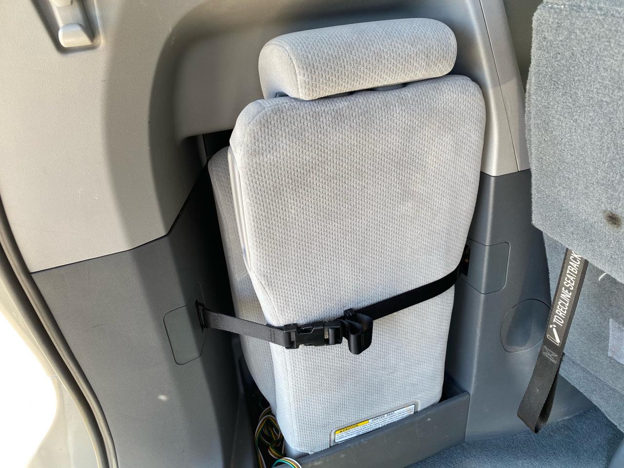 2020 Toyota Sienna LE 8-Passenger Photo