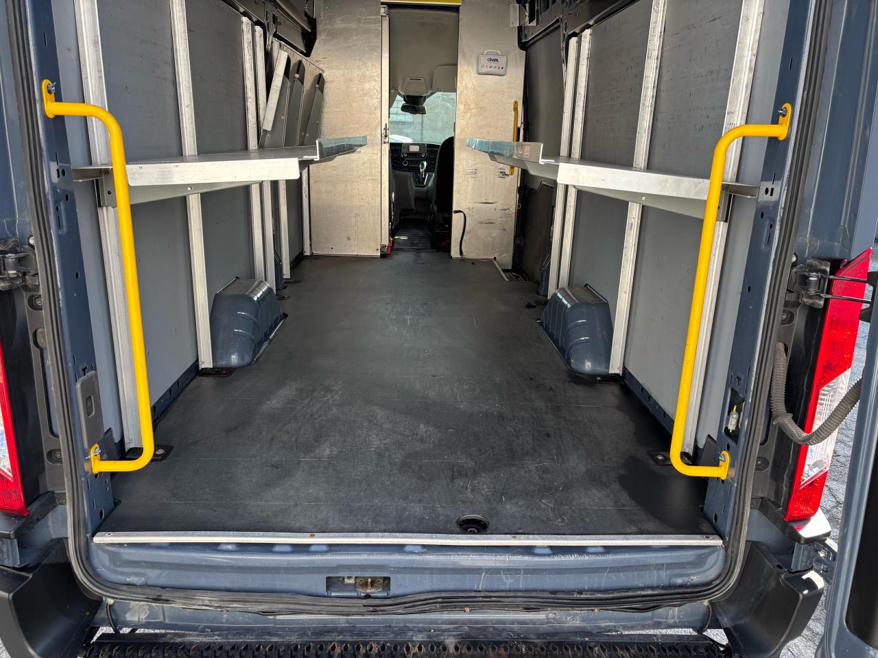 2021 Ford Transit Cargo Van  - Photo #8