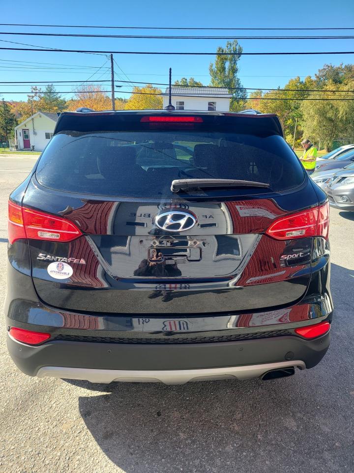 2016 Hyundai Santa Fe Sport Premium - Photo #4