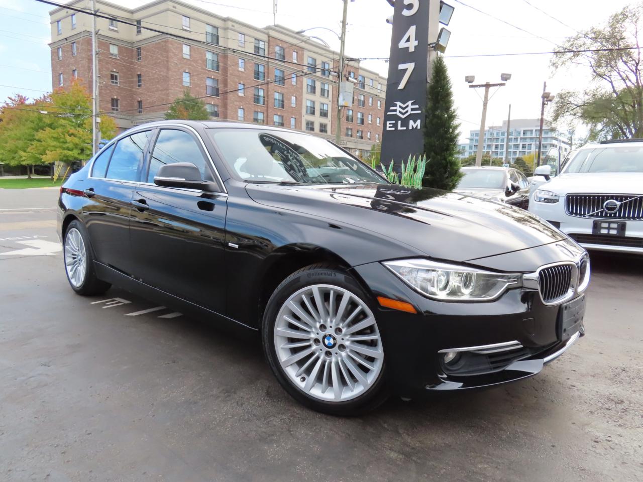 2013 BMW 3 Series 328i XDrive AWD - Navigation System - Leather !! Photo