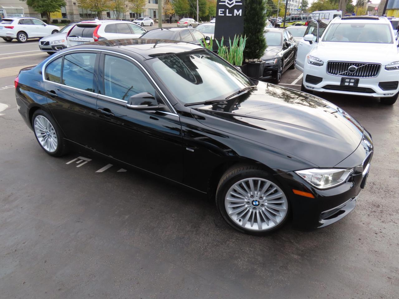2013 BMW 3 Series 328i XDrive AWD - Navigation System - Leather !! Photo