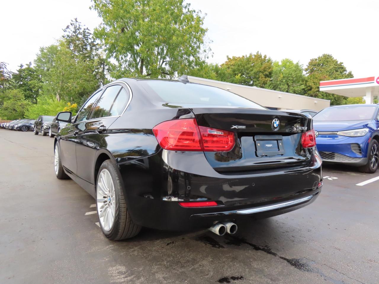 2013 BMW 3 Series 328i XDrive AWD - Navigation System - Leather !! Photo