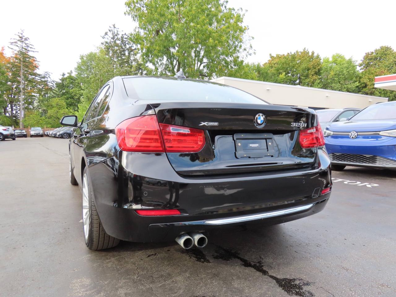 2013 BMW 3 Series 328i XDrive AWD - Navigation System - Leather !! Photo