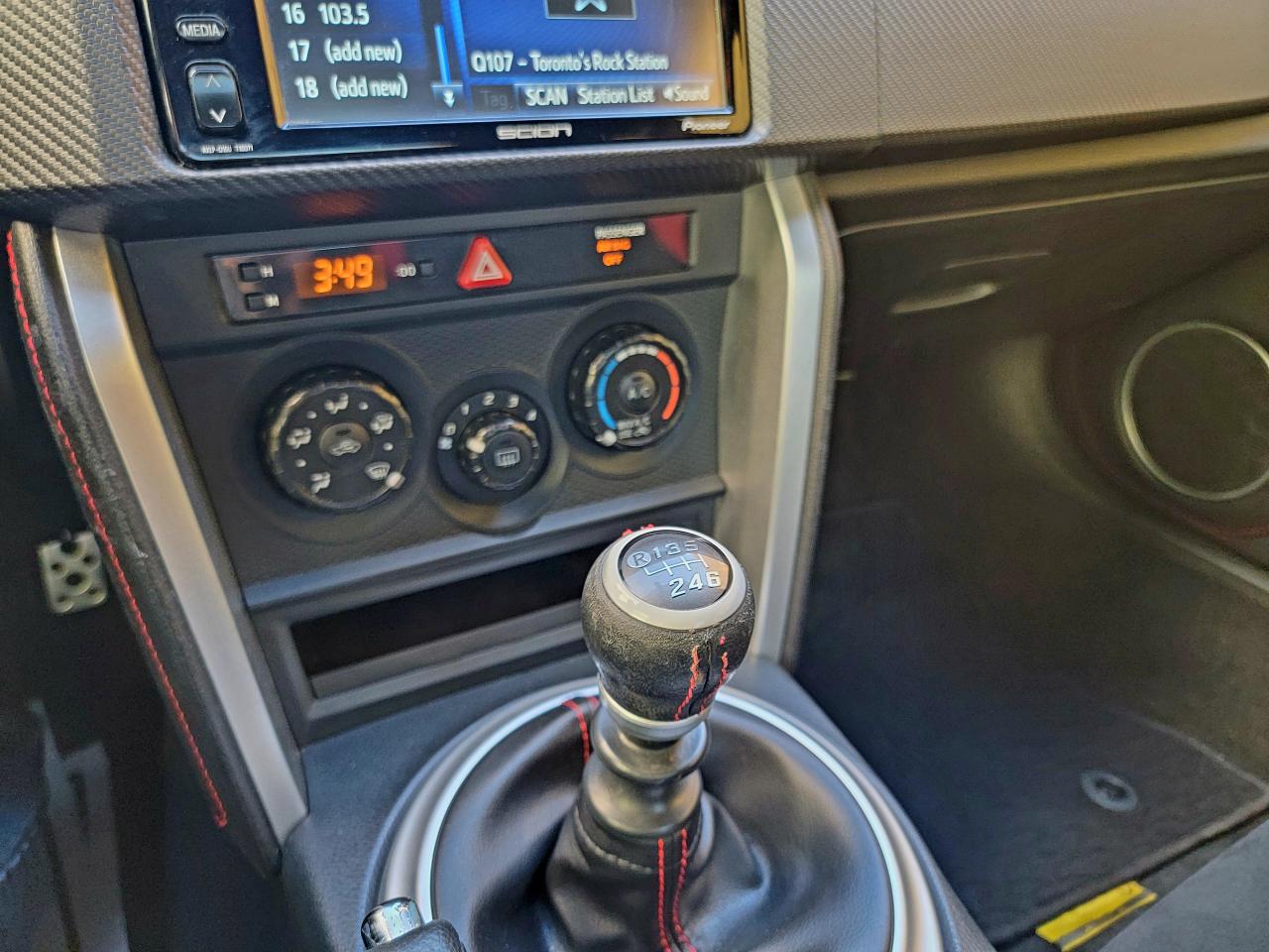 2016 Scion FR-S 6 SPEED | LOW KMS - Photo #16