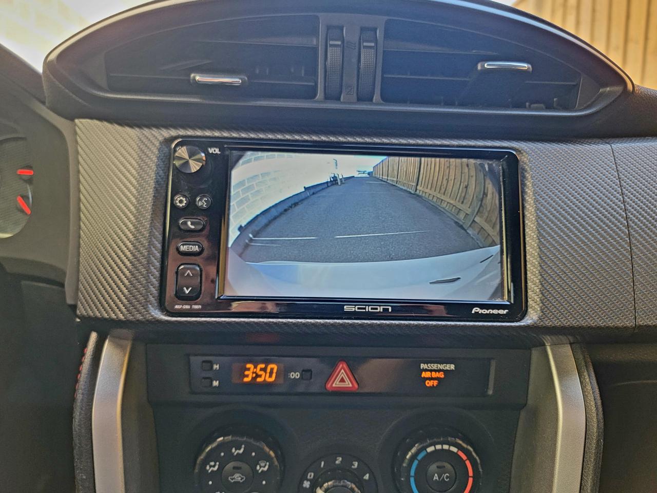 2016 Scion FR-S 6 SPEED | LOW KMS - Photo #19