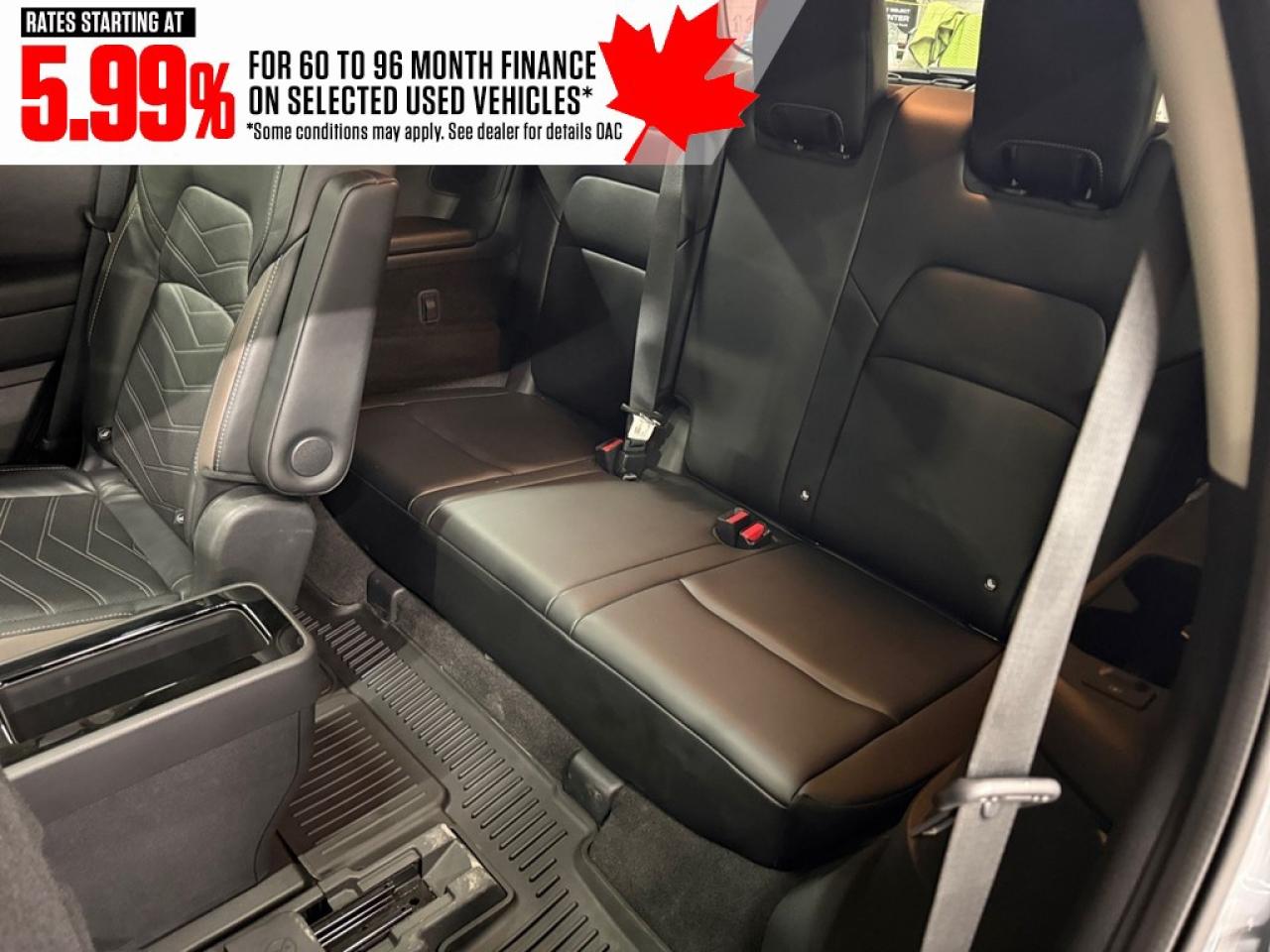 2023 Nissan Pathfinder Platinum 4WD Photo