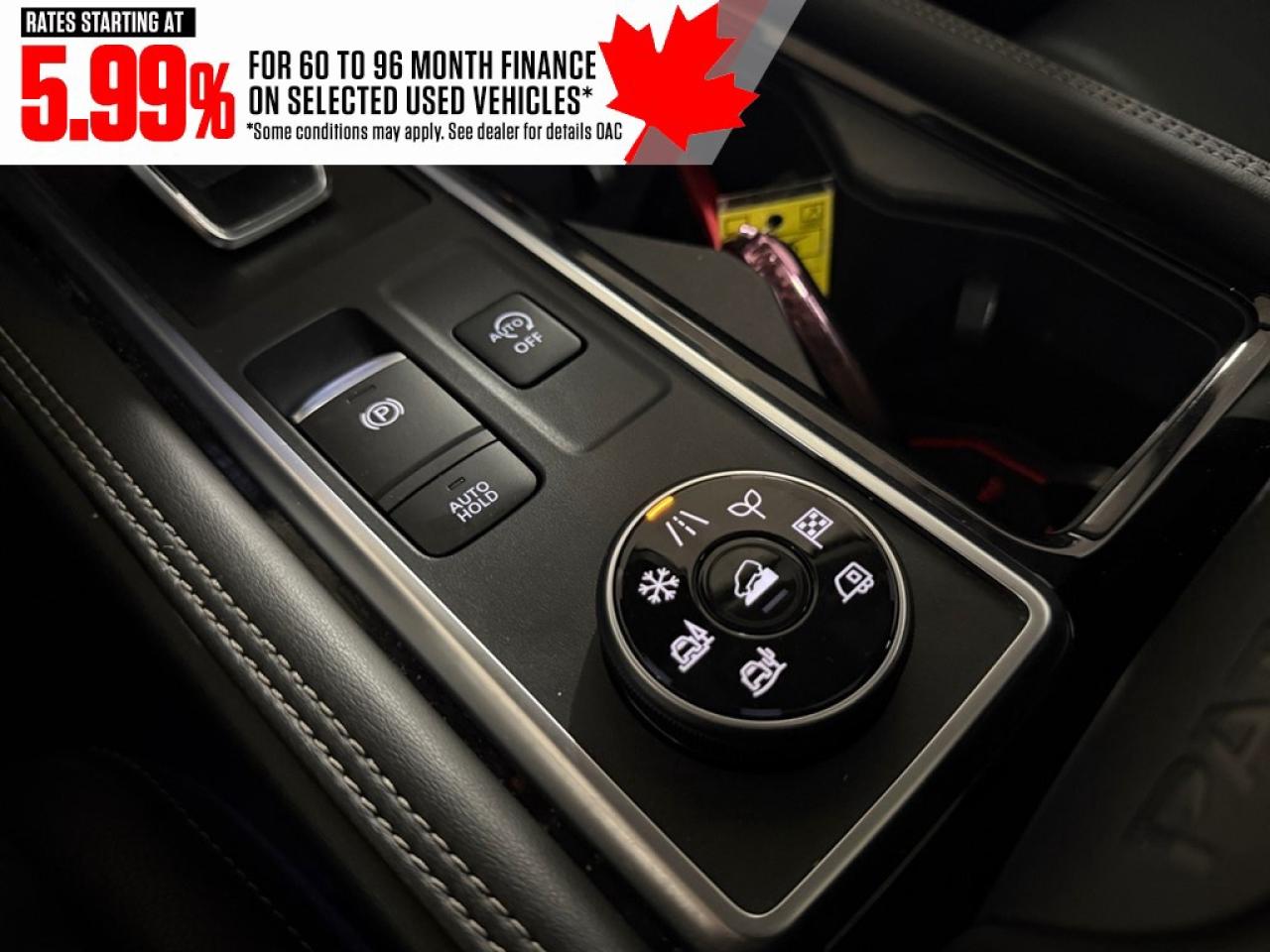 2023 Nissan Pathfinder Platinum 4WD Photo