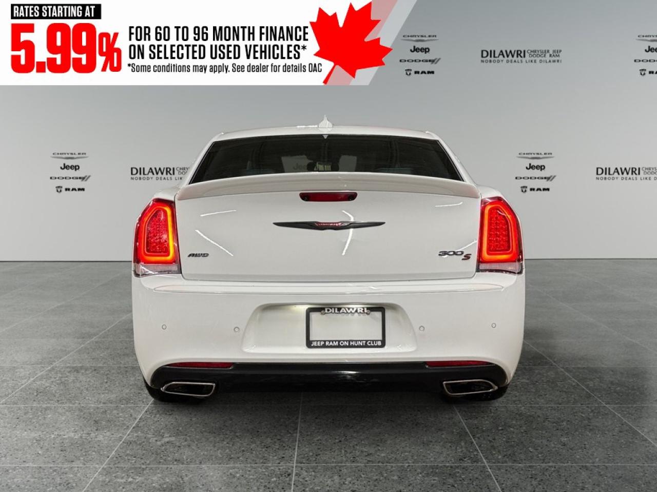 2023 Chrysler 300 300S AWD Photo3