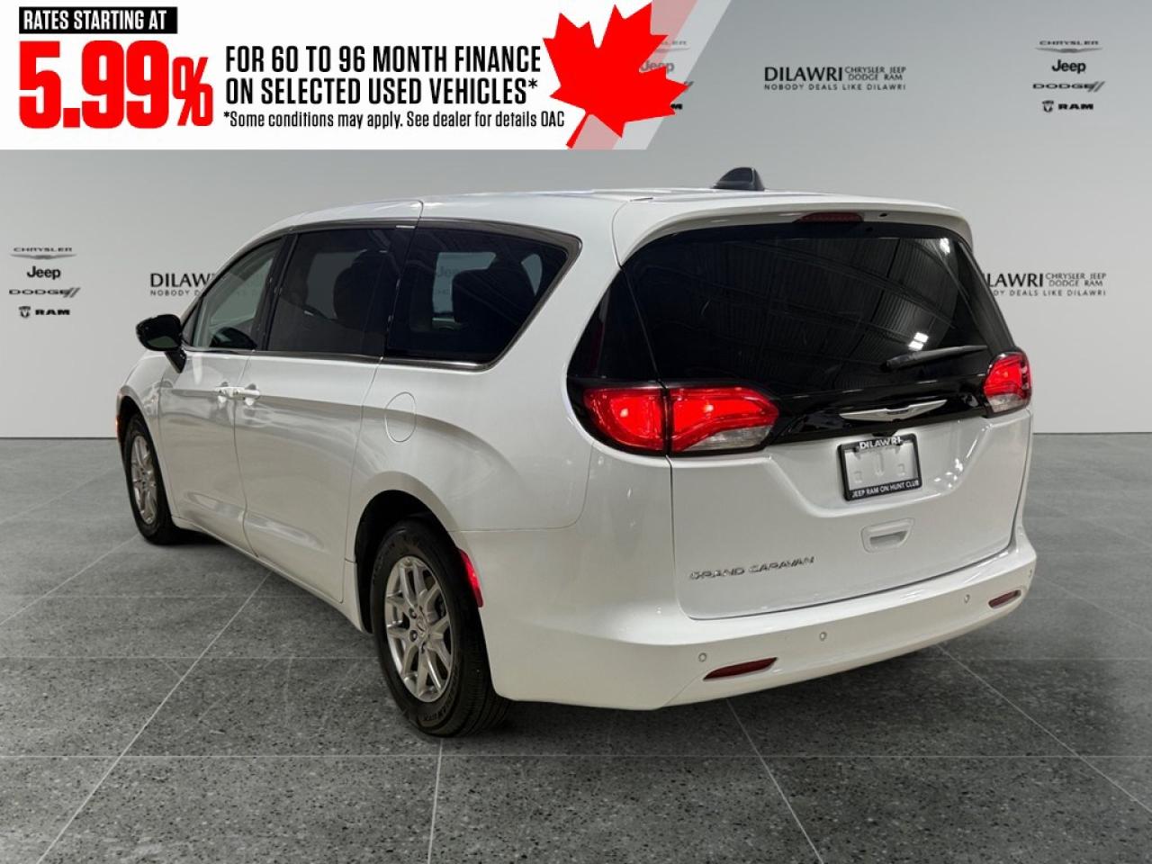 2024 Dodge Grand Caravan SXT 2WD Photo2