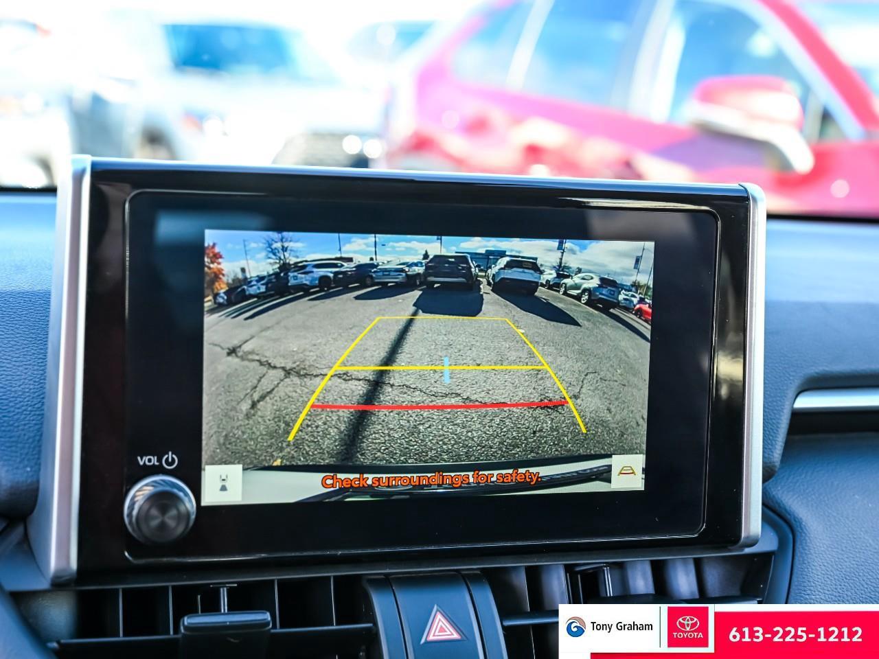 2024 Toyota RAV4 Hybrid XLE Photo