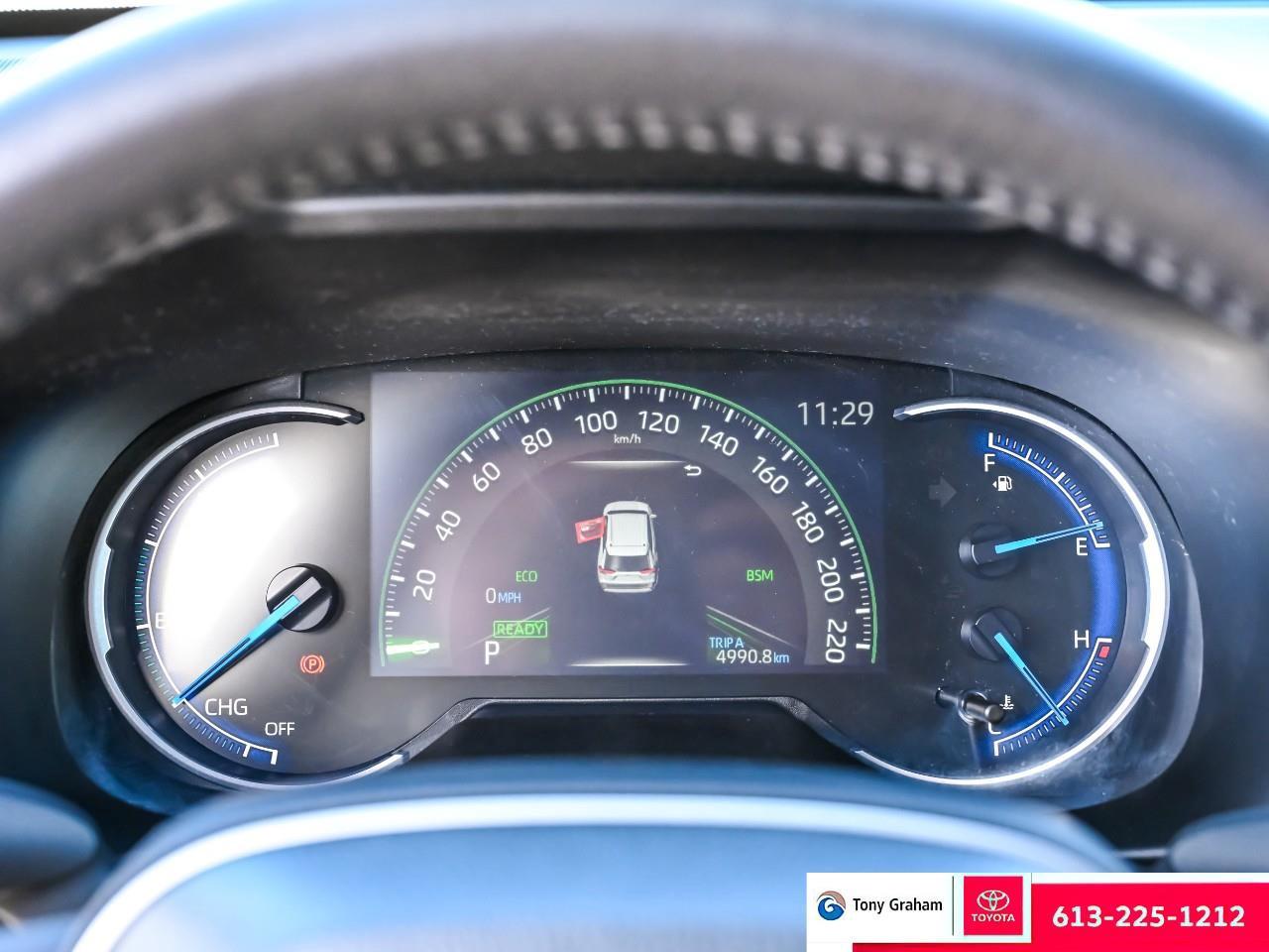 2024 Toyota RAV4 Hybrid XLE Photo