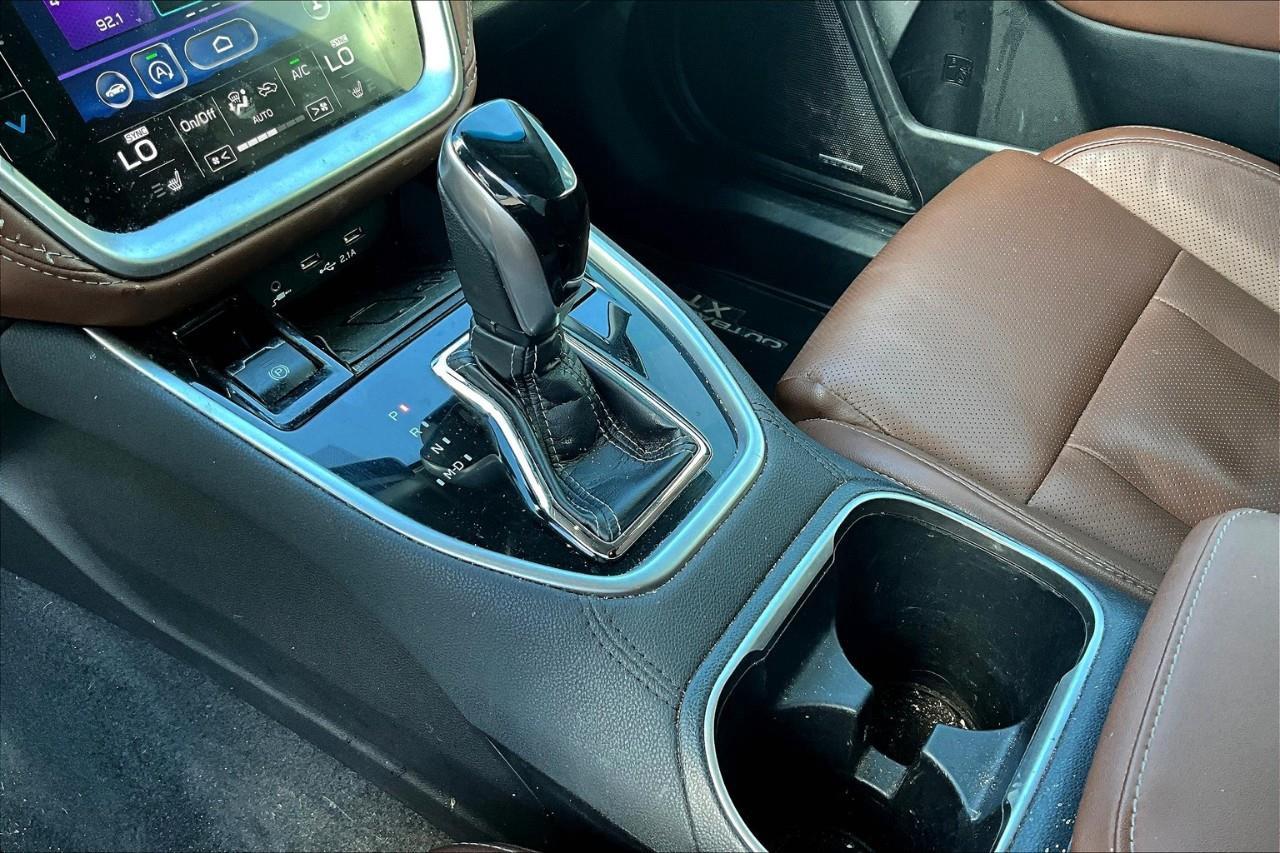 2021 Subaru Outback Premier XT Photo