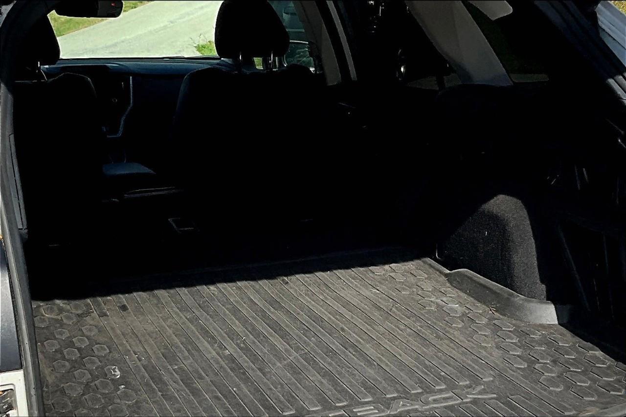 2021 Subaru Outback Premier XT Photo