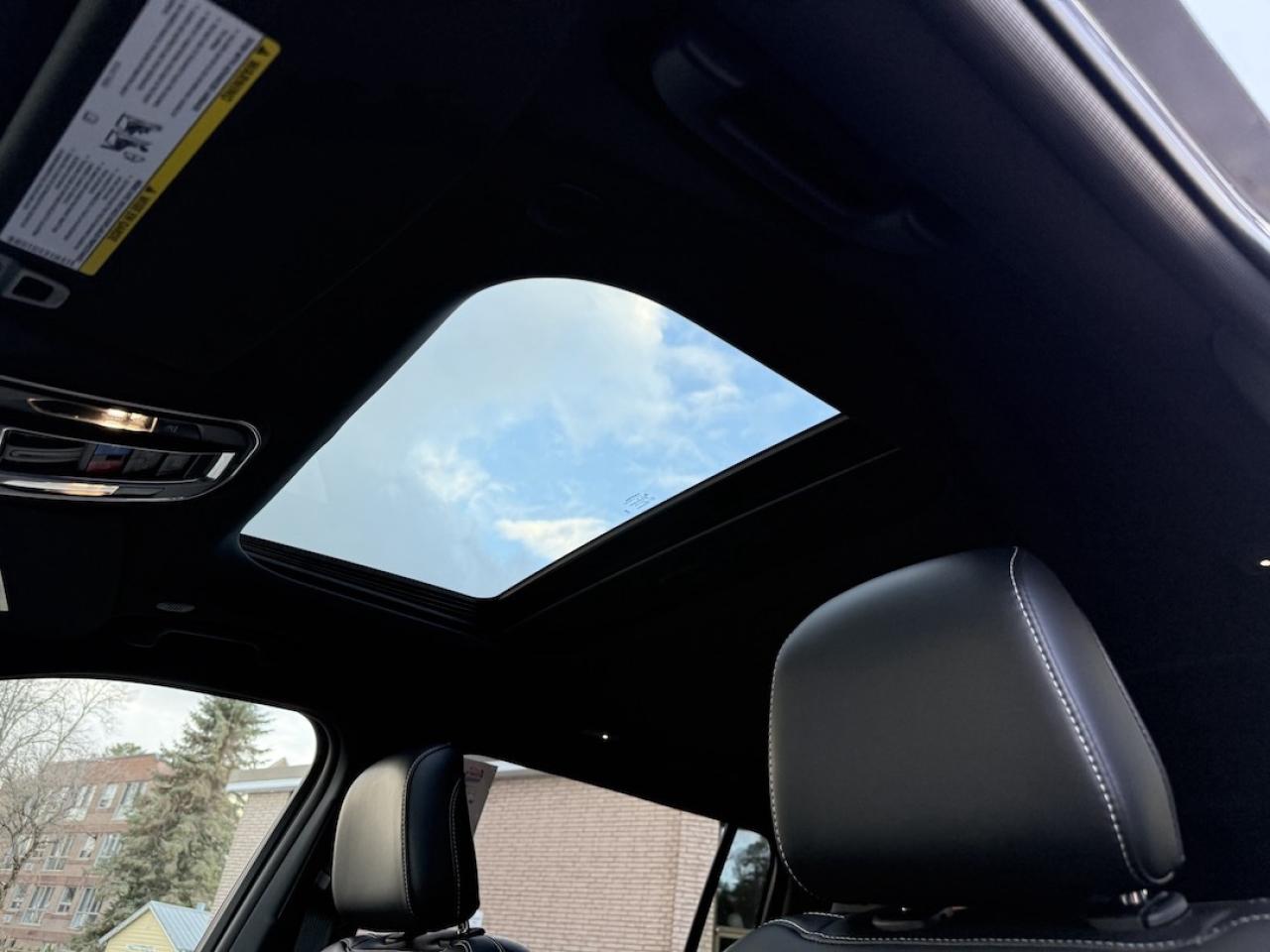 2025 Jeep Grand Cherokee L Altitude 4x4 Photo