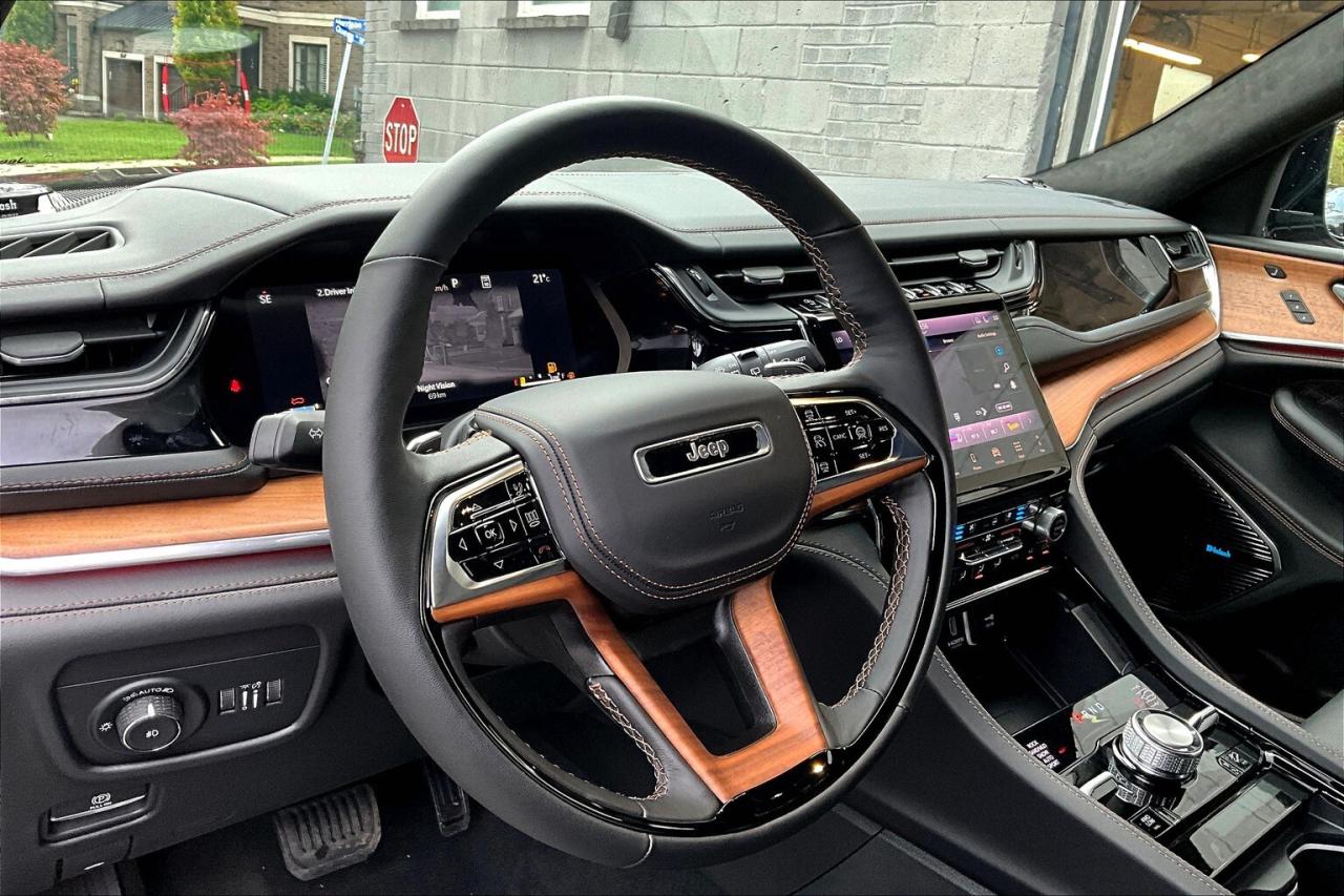 2025 Jeep Grand Cherokee SUMMIT RESERVE | High Altitude | Adv Protech | 4X4 Photo