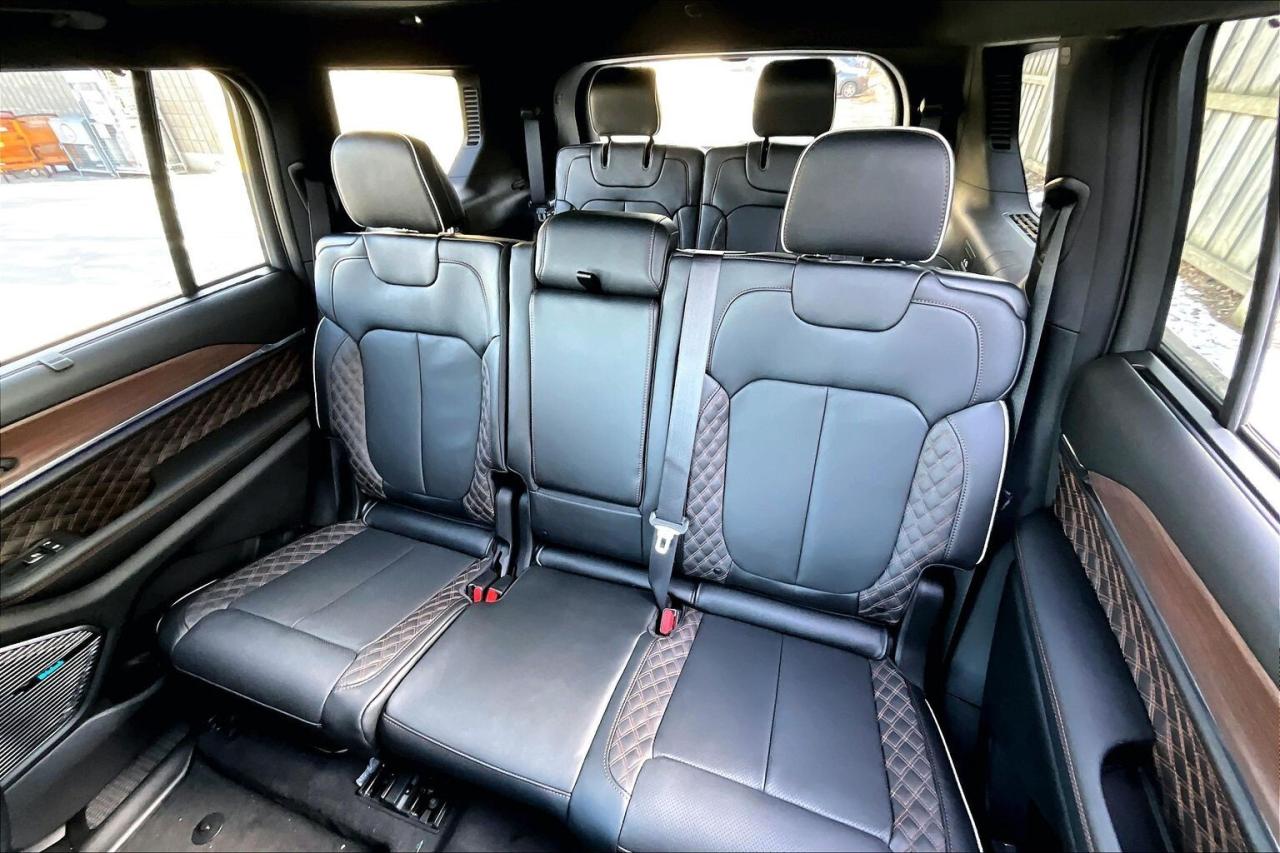 2025 Jeep Grand Cherokee L SUMMIT | HIGH ALTITUDE | 19 SPKRS | 7 PASSENGER Photo