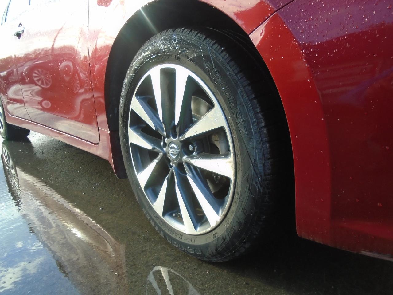 2017 Nissan Altima 4dr Sdn I4 CVT 2.5 SV - Photo #26