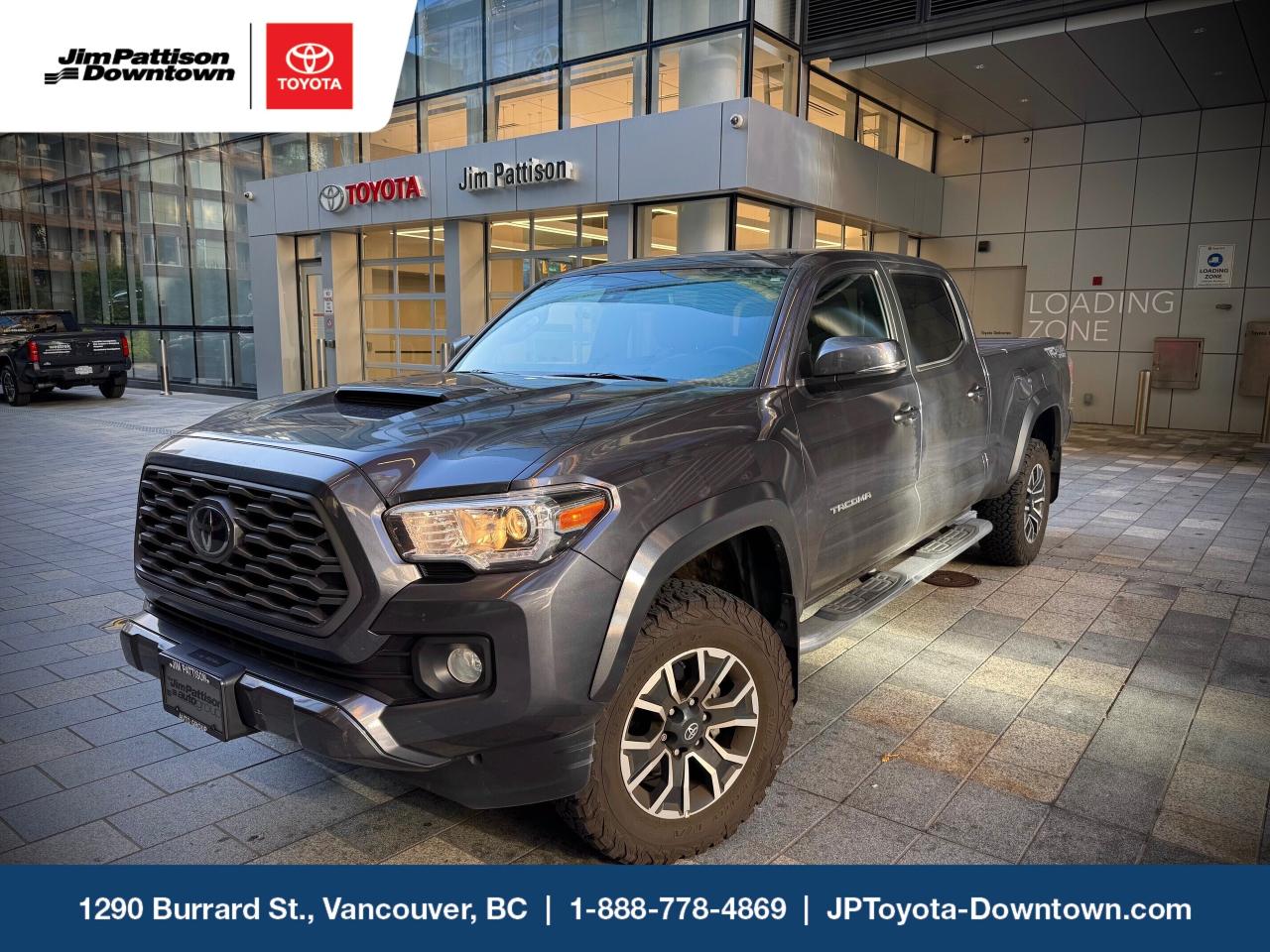 Used 2023 Toyota Tacoma TRD Sport / NO ACCIDENTS / LOCAL / 1 OWNER for sale in Vancouver, BC