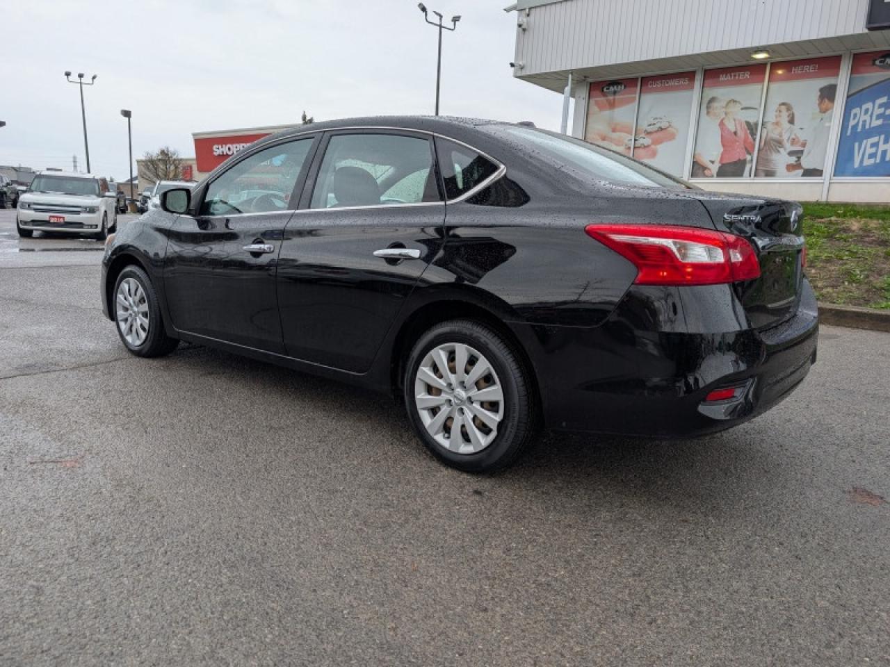 2018 Nissan Sentra 1.8 S  **BLUETOOTH - HTD SEATS** Photo
