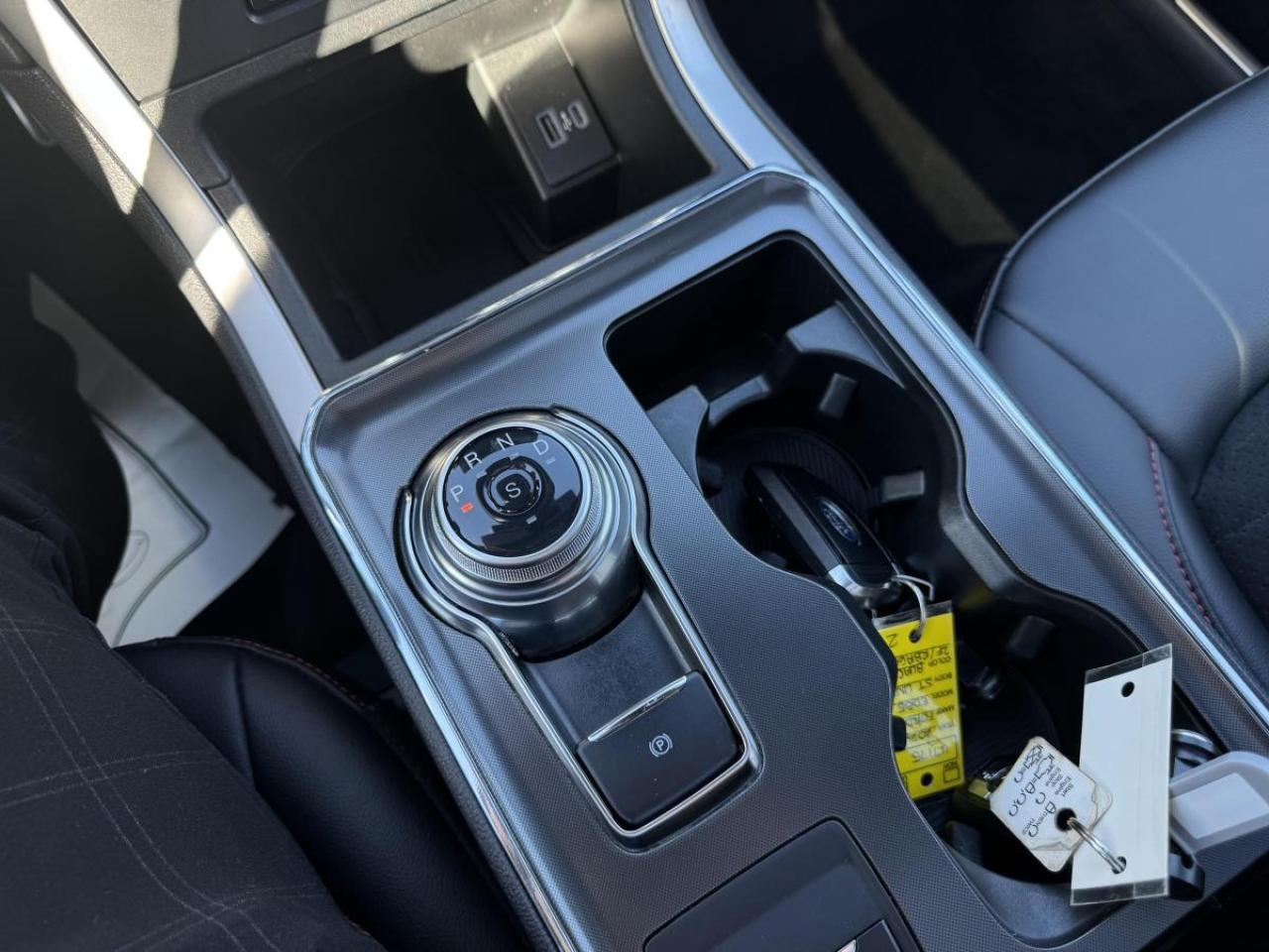 2024 Ford Edge ST Line Photo