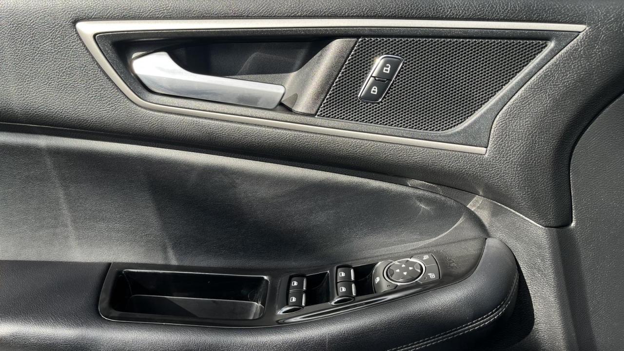 2018 Ford Edge  Photo