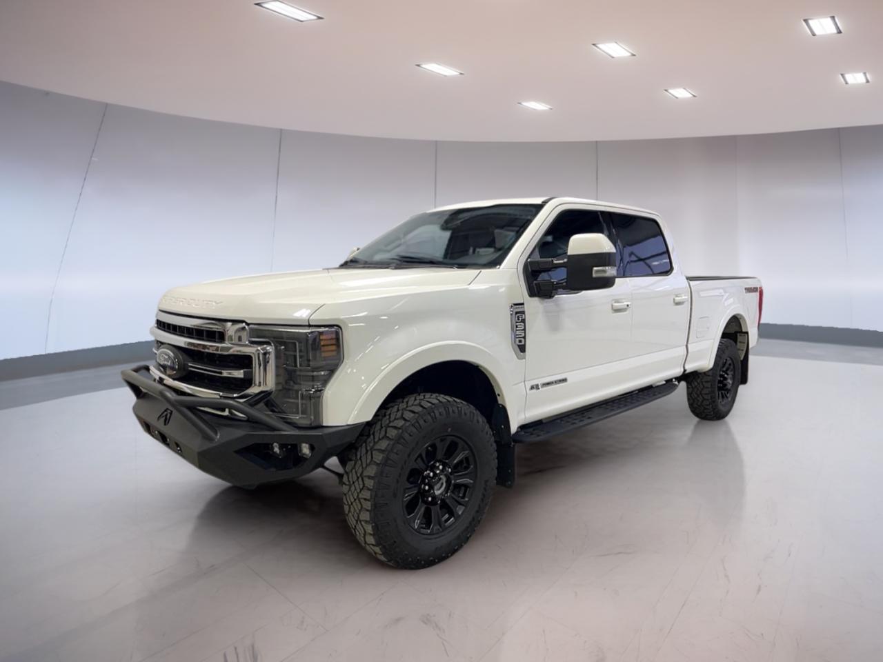 Used 2020 Ford F-350 Super Duty SRW LARIAT 4WD CREW CAB 6.75' BOX for sale in Moose Jaw, SK