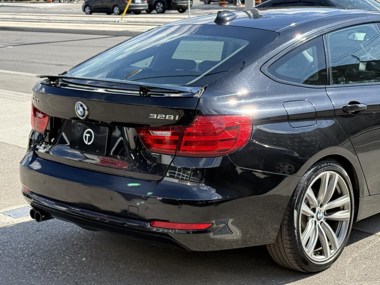 2016 BMW 3 Series 328i GT | PREMIUM | PANO | LOADED Photo