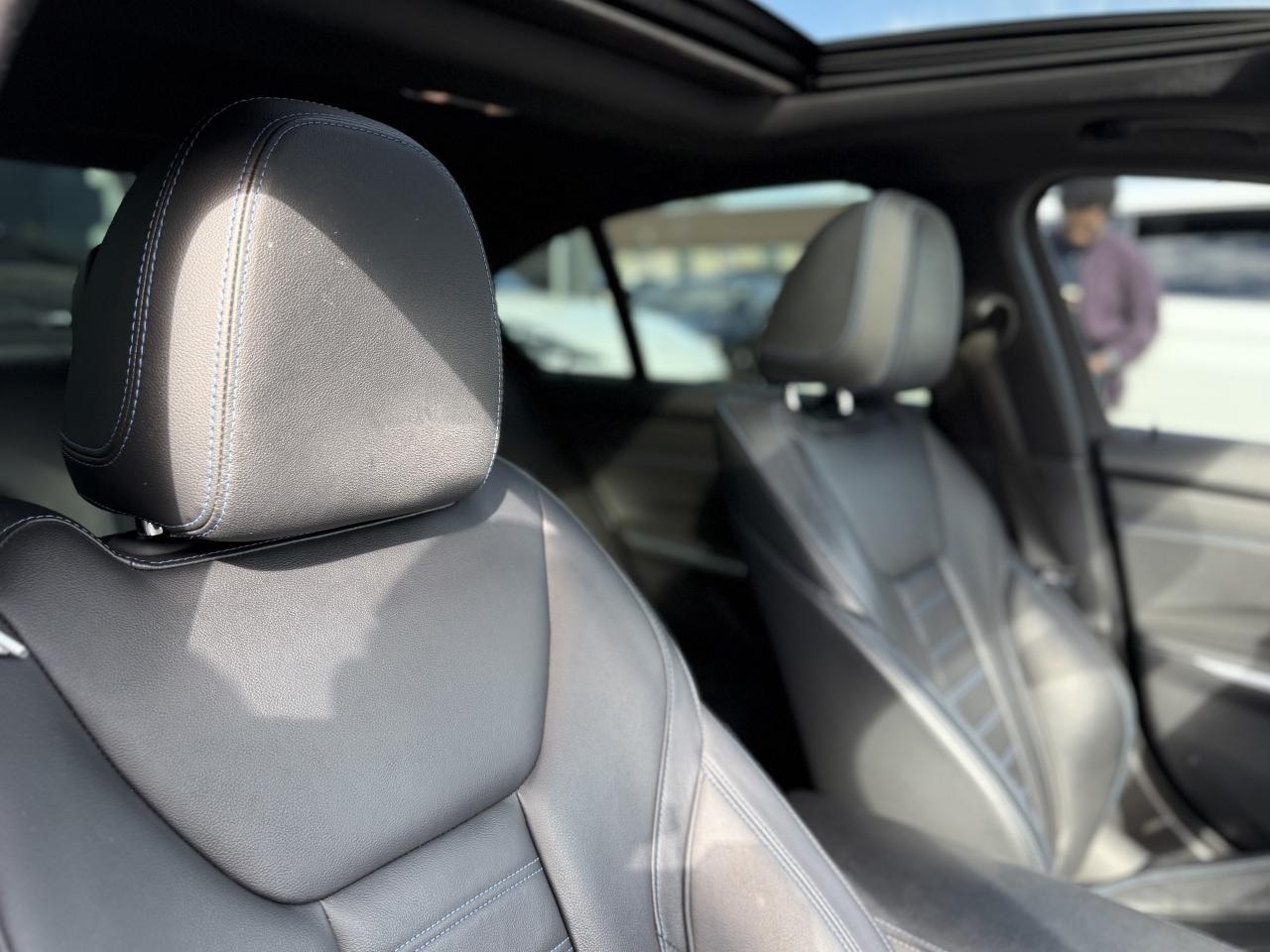 2019 BMW 3 Series 330i //M SPORT | PANO | HUD | 360 CAMERA | LOADED Photo