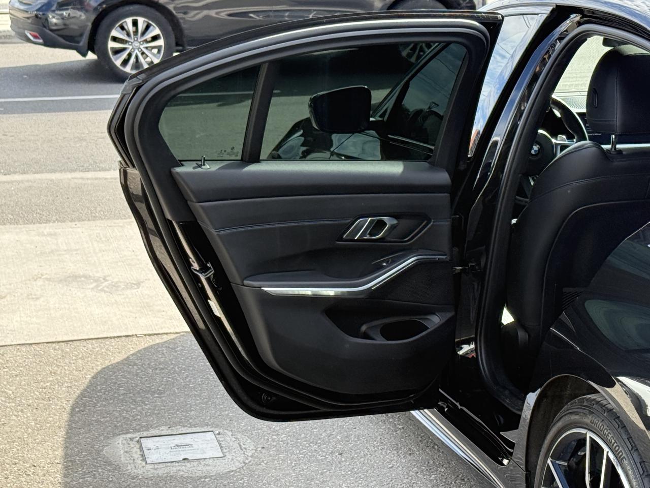 2019 BMW 3 Series 330i //M SPORT | PANO | HUD | 360 CAMERA | LOADED Photo