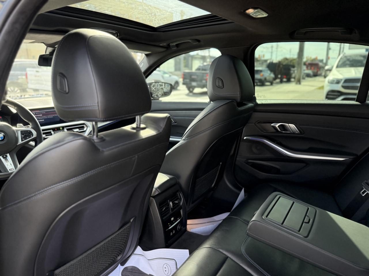 2019 BMW 3 Series 330i //M SPORT | PANO | HUD | 360 CAMERA | LOADED Photo