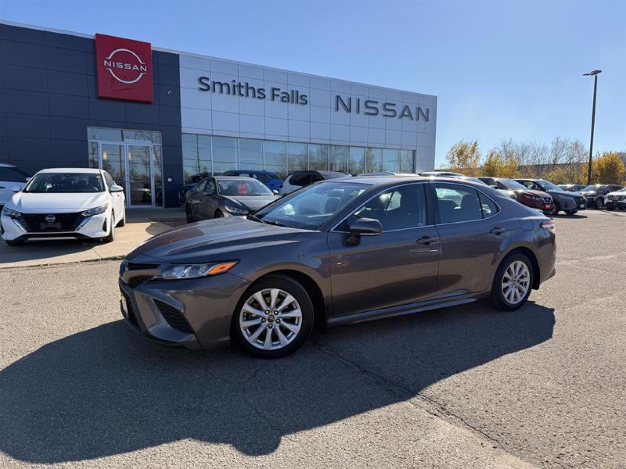 2020 Toyota Camry 4-Door Sedan SE 8A Photo0