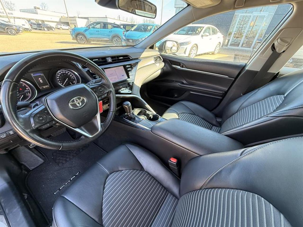 2020 Toyota Camry 4-Door Sedan SE 8A Photo