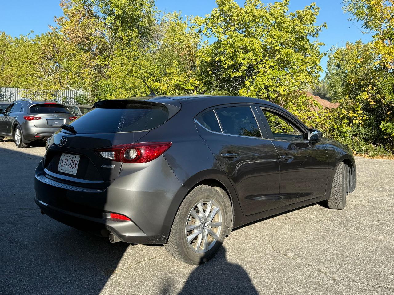 2018 Mazda MAZDA3 Touring FWD *SAFETY INCL*LOW KMS*WARRANTY INCL* - Photo #5