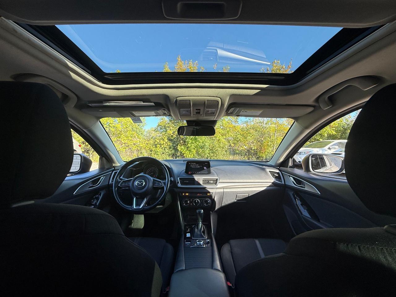 2018 Mazda MAZDA3 Touring FWD *SAFETY INCL*LOW KMS*WARRANTY INCL* - Photo #12