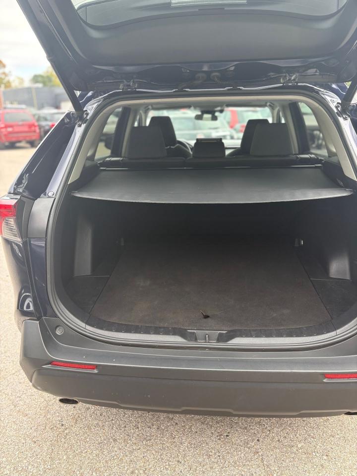 2019 Toyota RAV4  AWD XLE,AWD,S/ROOF,NO ACCIDENT,ONE OWNER,CERTIFIED Photo