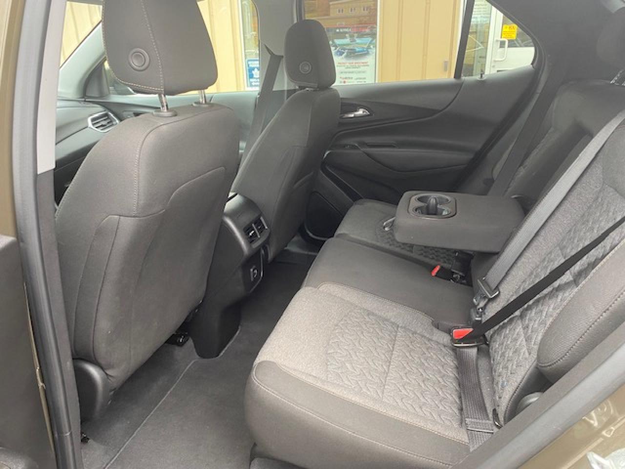 2023 Chevrolet Equinox AWD 4DR LT - Photo #9
