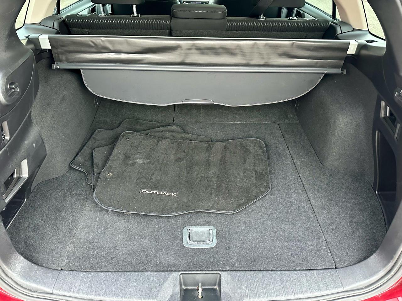 2016 Subaru Outback 2.5i - Photo #12