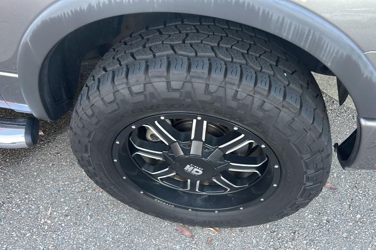 2010 Ford F-150 FX4 - Photo #2