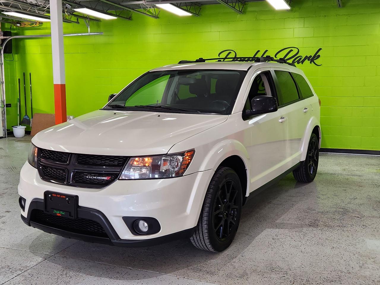 2017 Dodge Journey SXT Blacktop Package 7 Pass V6 - Photo #29