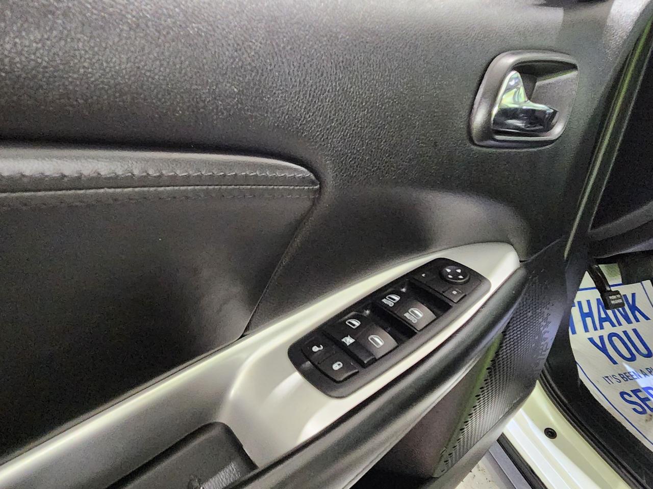 2017 Dodge Journey SXT Blacktop Package 7 Pass V6 - Photo #23