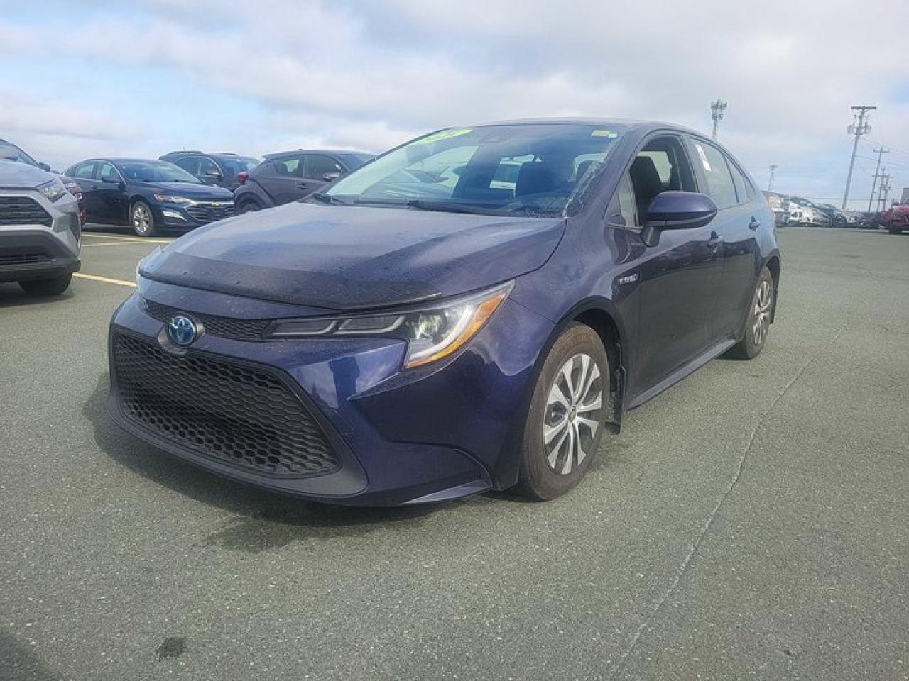 Used 2021 Toyota Corolla Hybrid LE | Heated Seats | Adaptative Cruise | Bluetooth | CarPlay | Reverse Cam | and More ! for sale in Guelph, ON