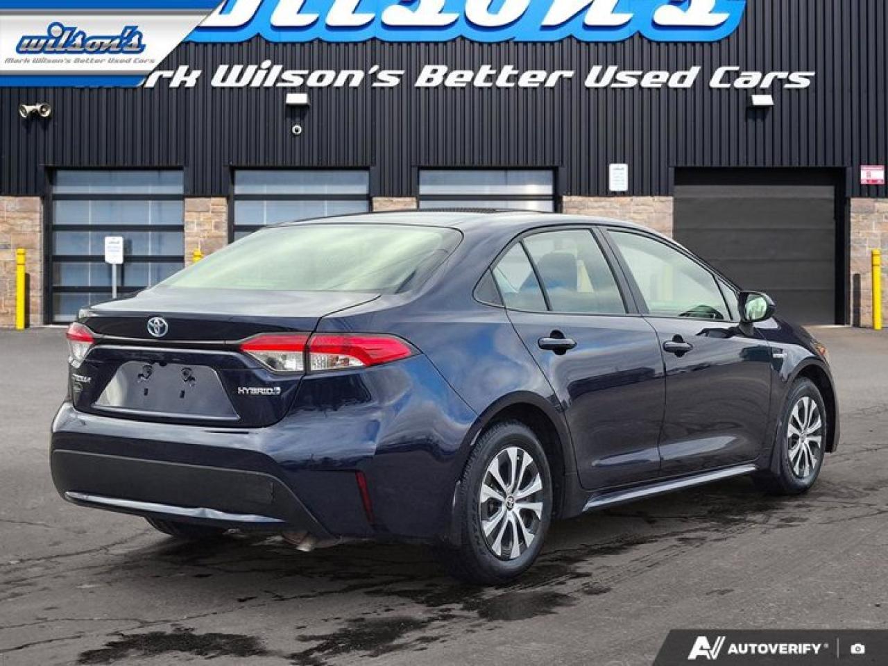 2021 Toyota Corolla Hybrid LE | Heated Seats | Adaptative Cruise | Bluetooth | CarPlay | Reverse Cam | and More ! Photo4
