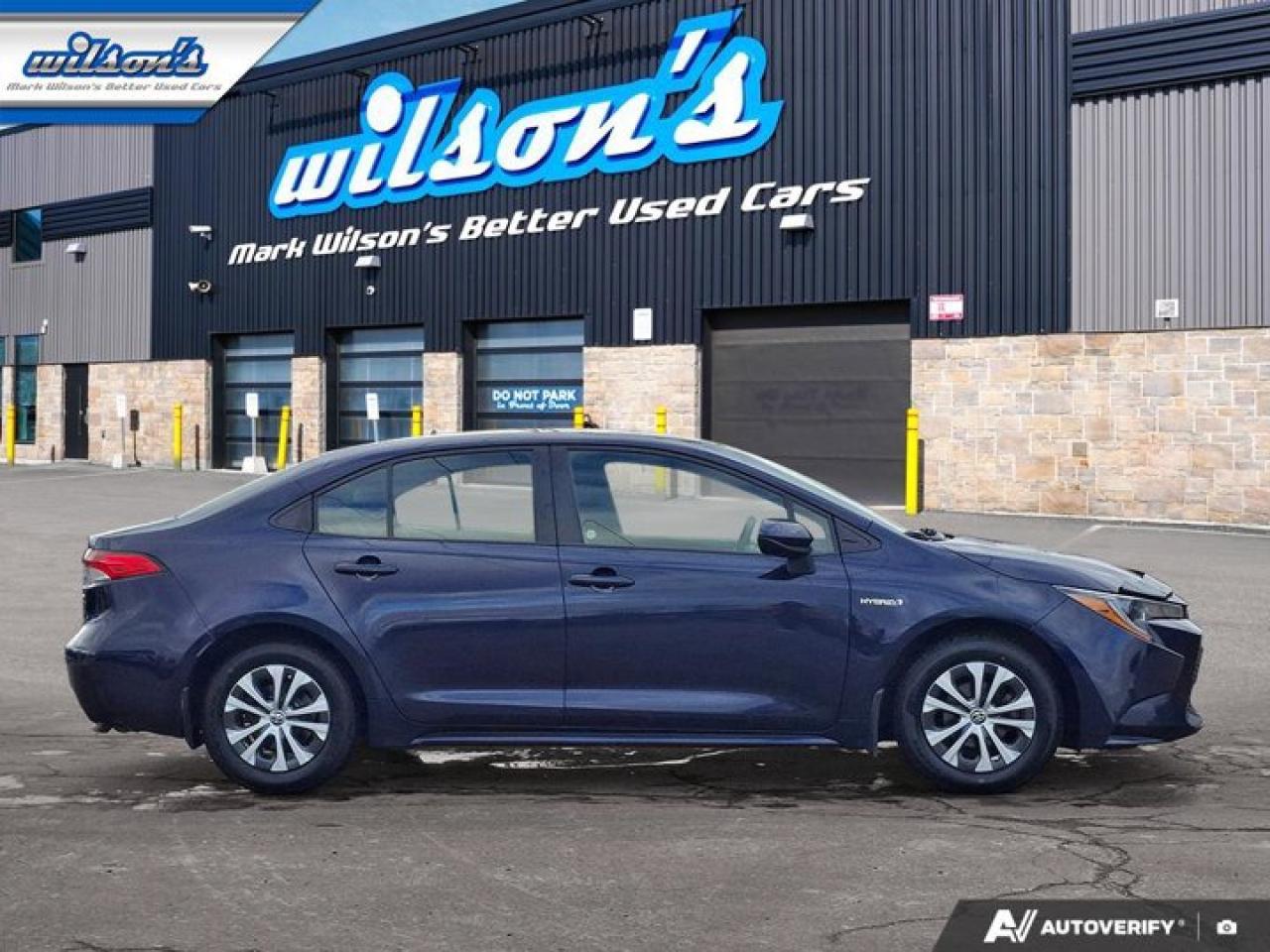 2021 Toyota Corolla Hybrid LE | Heated Seats | Adaptative Cruise | Bluetooth | CarPlay | Reverse Cam | and More ! Photo