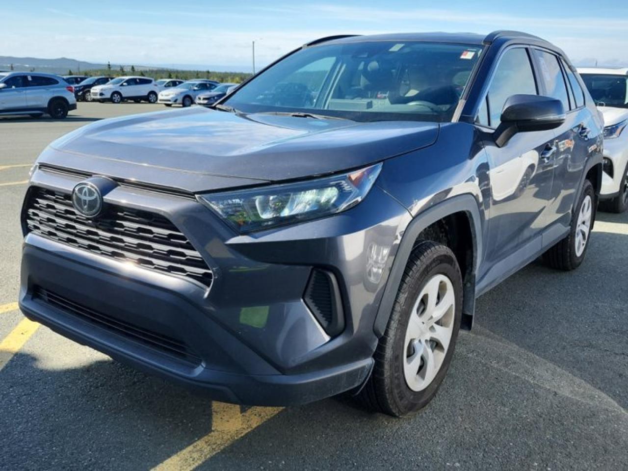 Used 2020 Toyota RAV4 LE AWD | Heated Seats | CarPlay + Android | Rear Camera | Alloy Wheels and More ! for sale in Guelph, ON