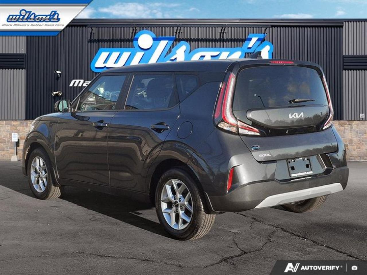 2023 Kia Soul EX | Heated Wheel + Seats | BSM | CarPlay + Android | Rear Camera | Alloy Wheels and More ! Photo2
