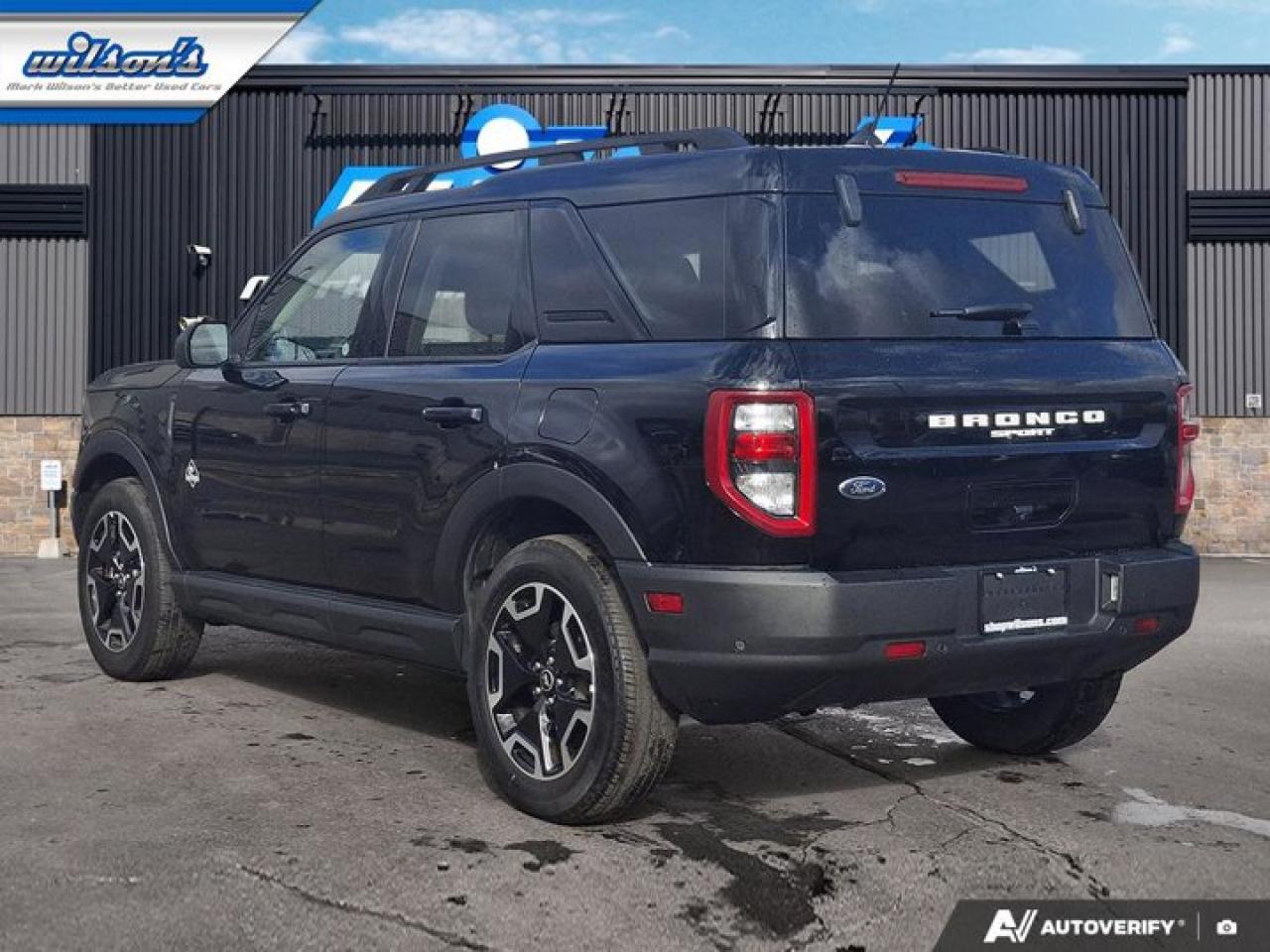 2024 Ford Bronco Sport Outer Banks 4x4 | Heated Seats + Steering | Remote Start | CarPlay | Reverse Cam | Lane Keep & More! Photo2